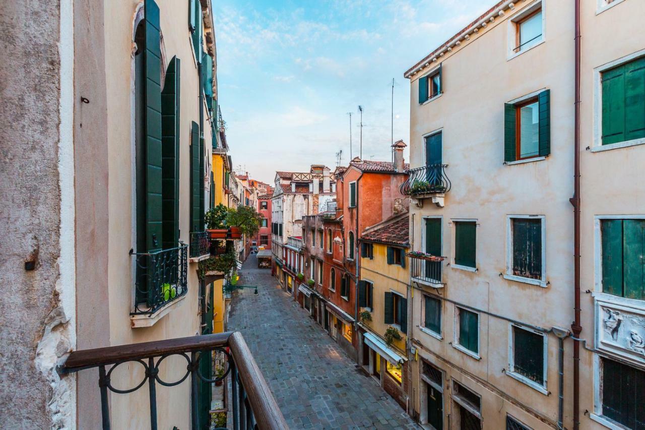 Ca' Grassi 2 Charming Balcony Apartment Venice Exterior photo